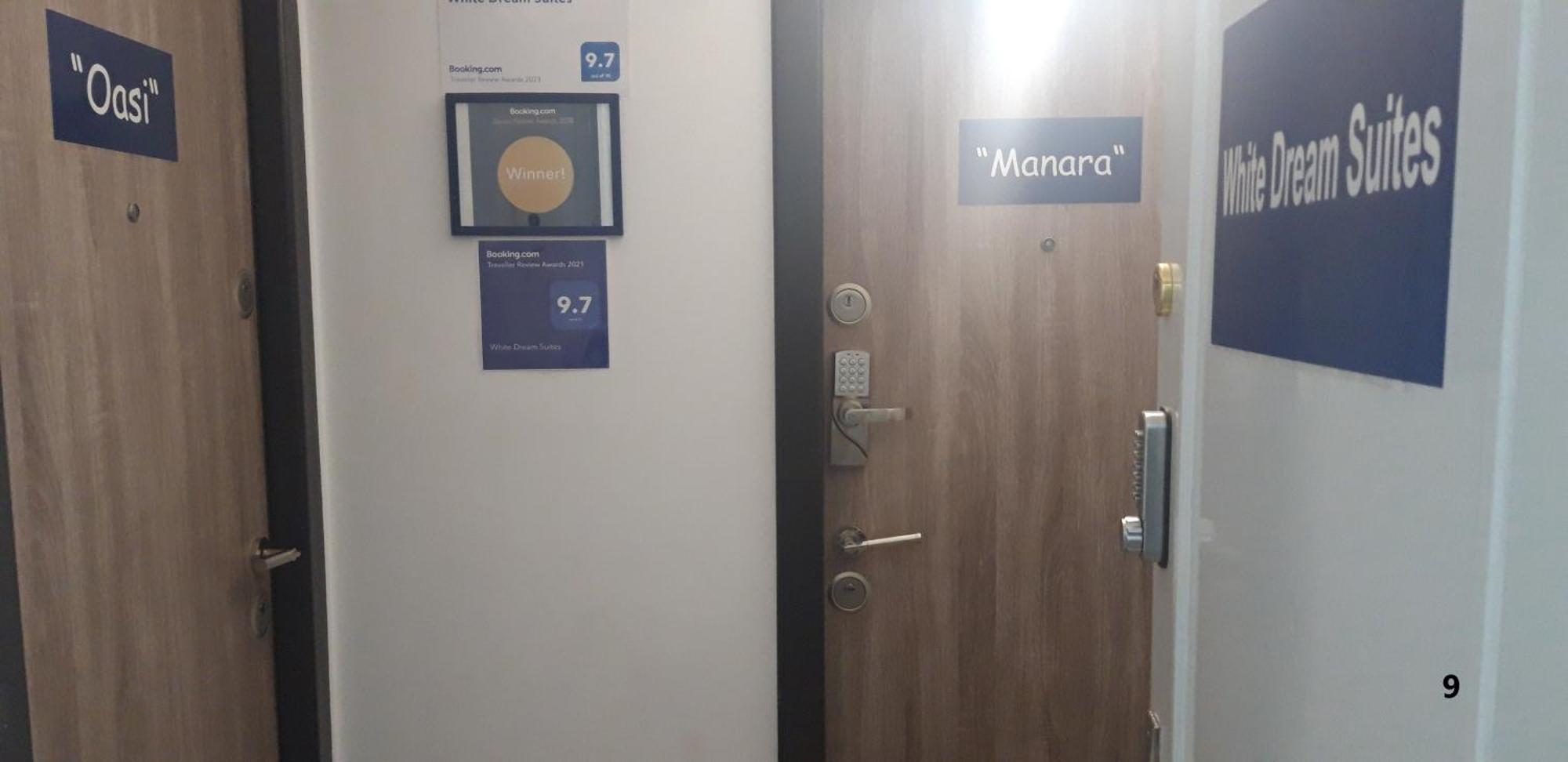 White Dream Suites Ιάσιο Εξωτερικό φωτογραφία