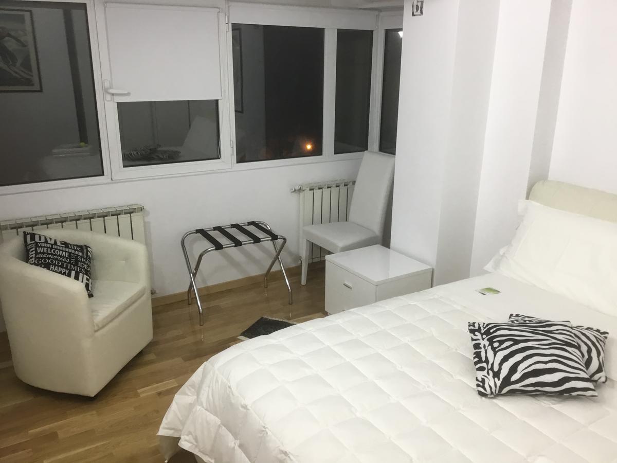 White Dream Suites Ιάσιο Εξωτερικό φωτογραφία